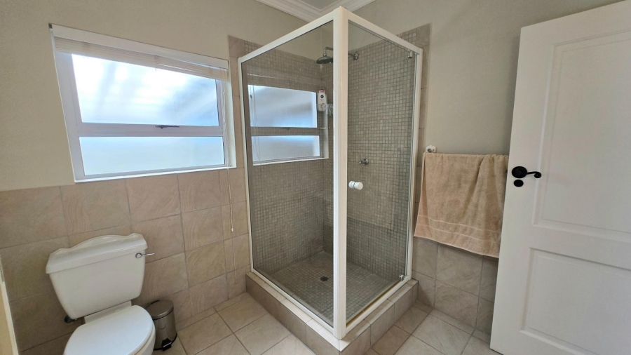 6 Bedroom Property for Sale in Franskraal Western Cape
